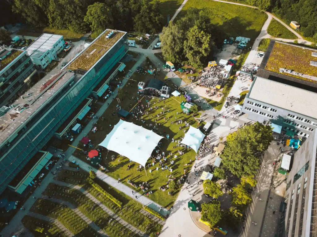 Campusfest aus der Luft und mittendrin, Motiv 5